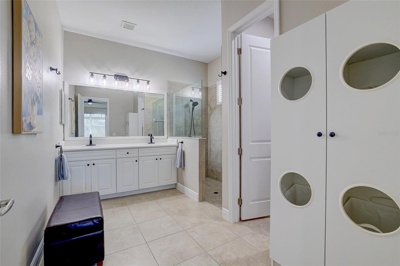 3718 WOODCLIFF LAKE TER