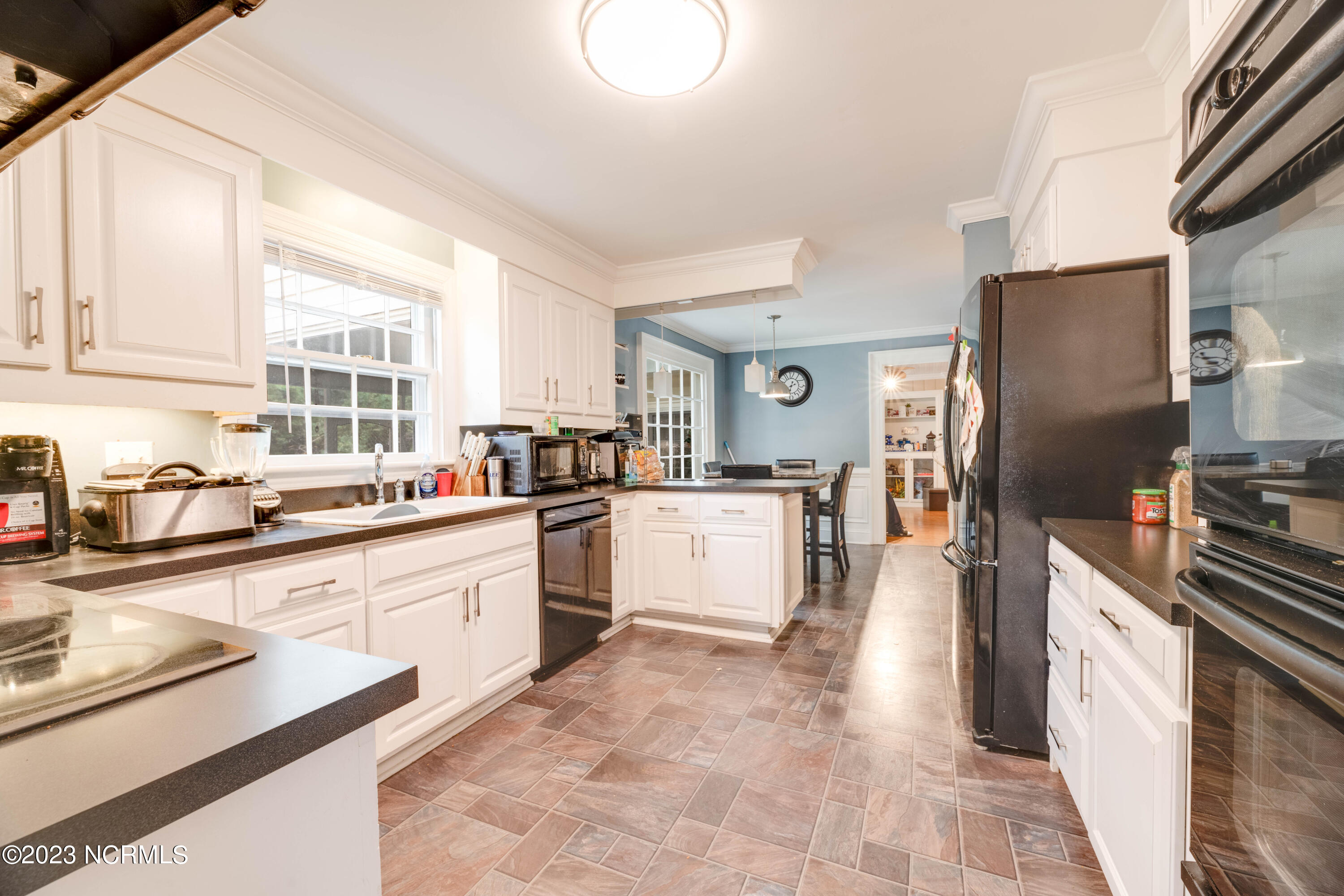 311 Canterbury Road NW