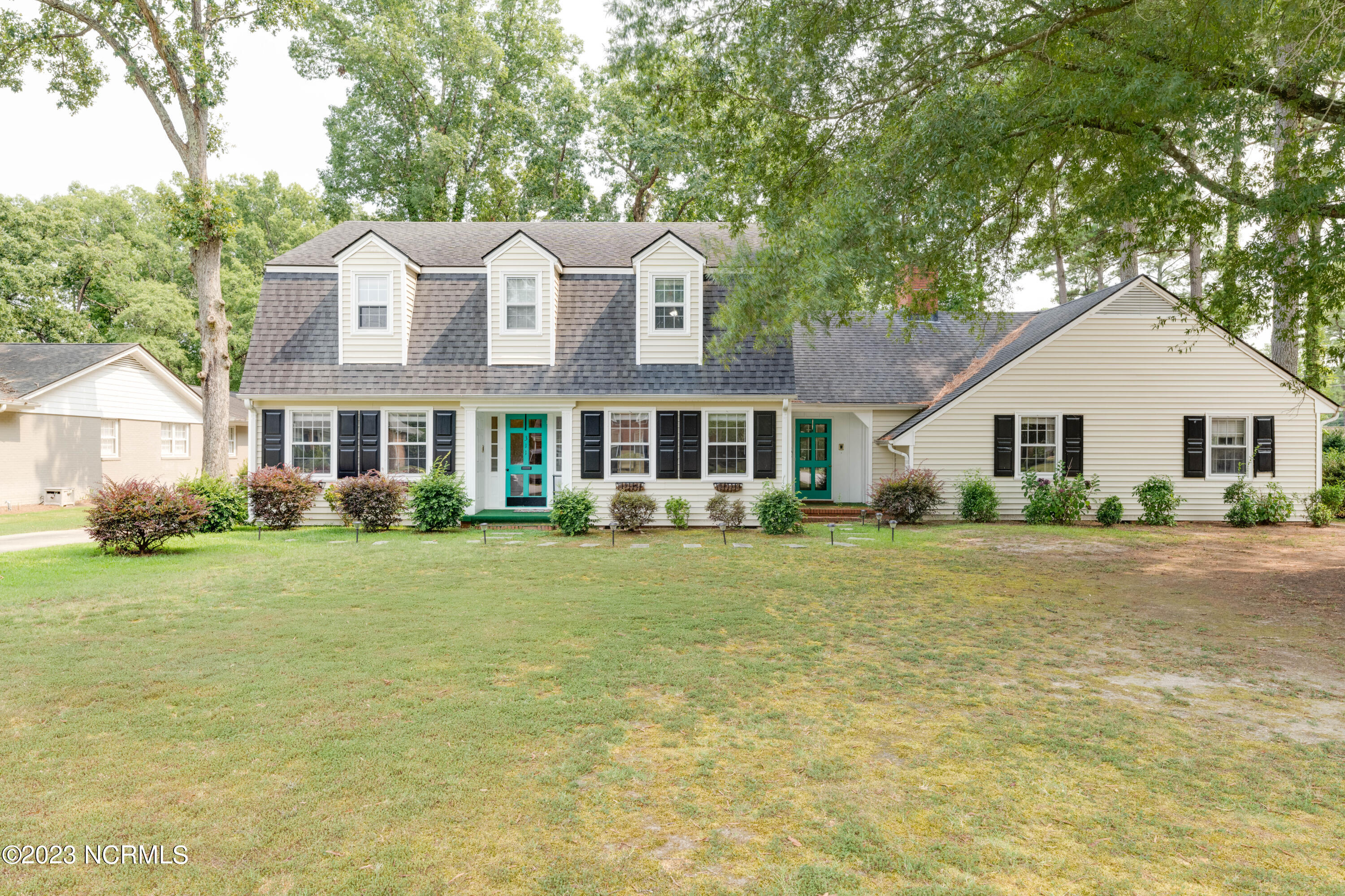 311 Canterbury Road NW