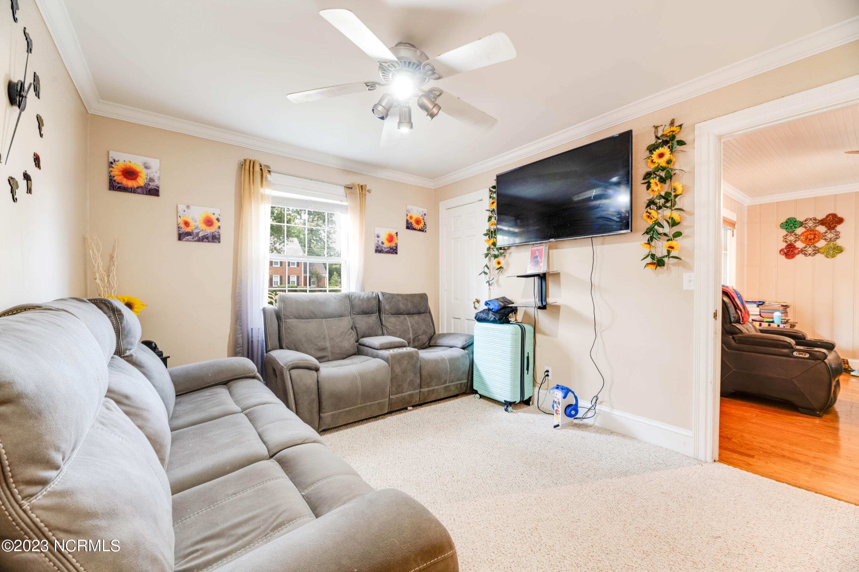 311 Canterbury Road NW