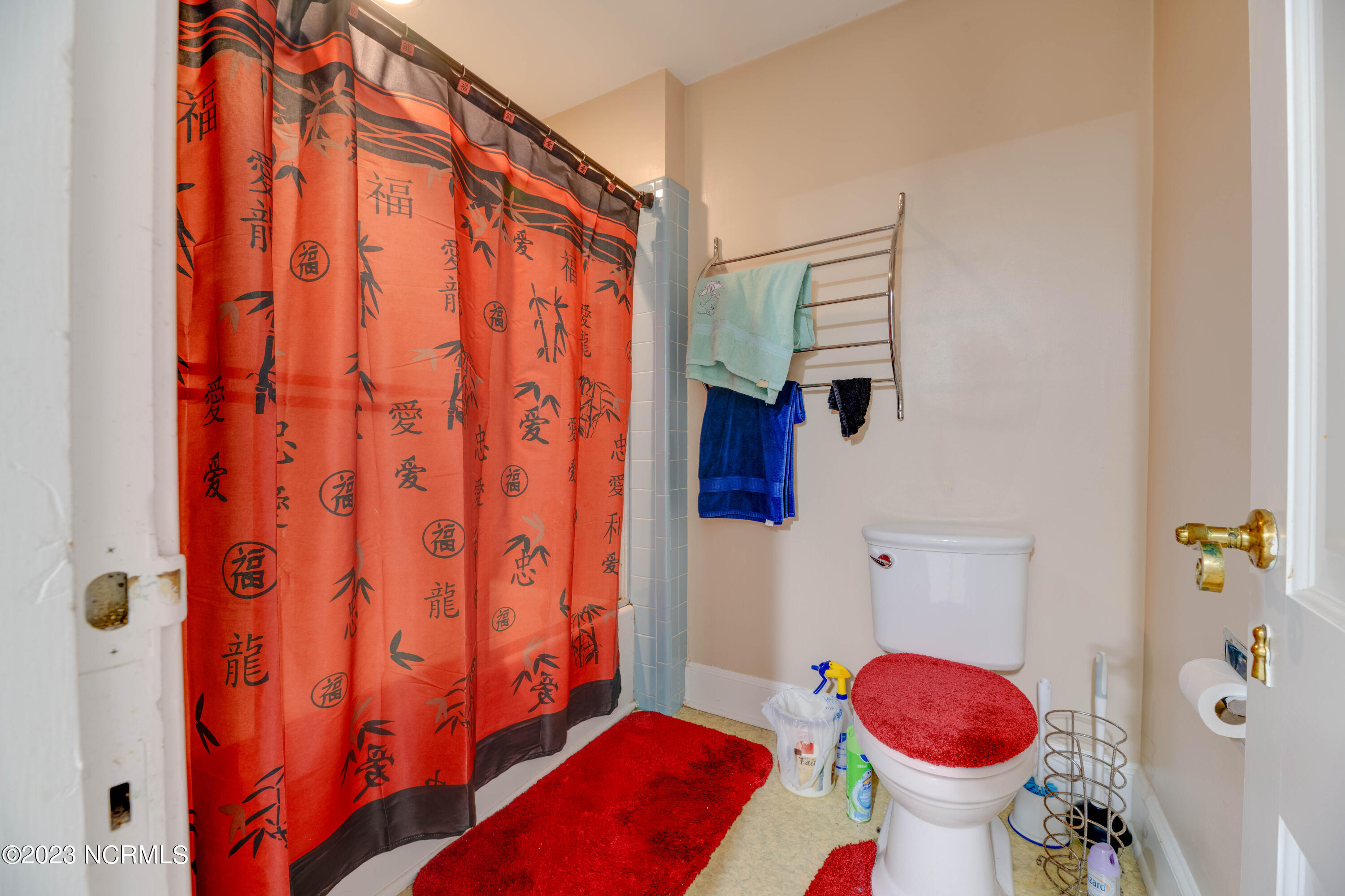 311 Canterbury Road NW