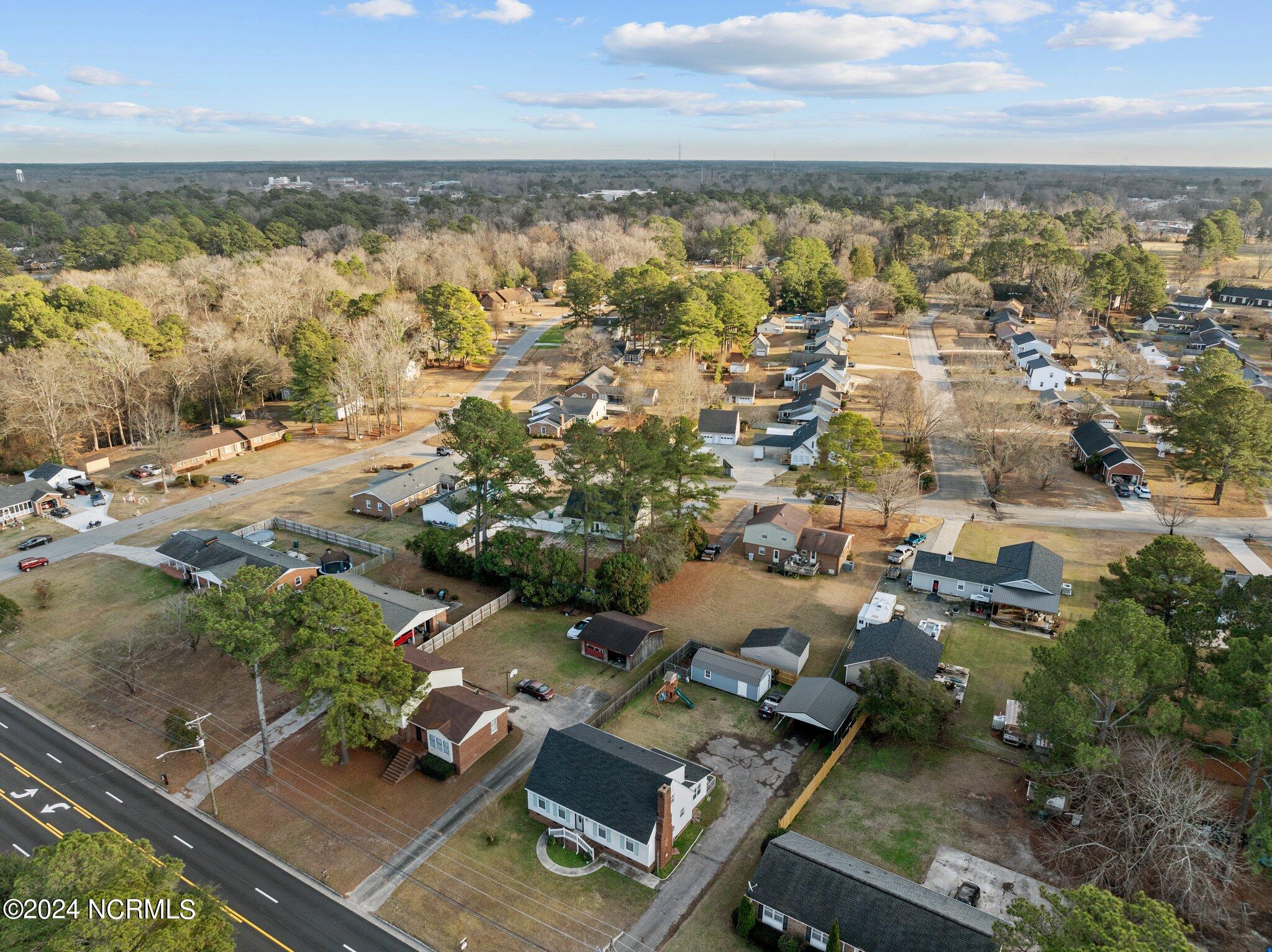 1209 W Howard Avenue