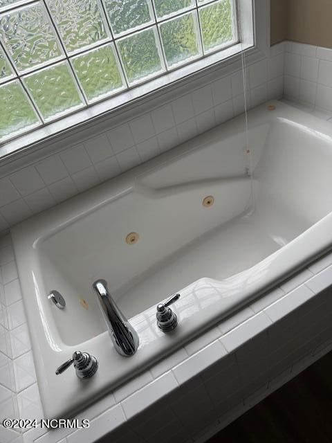 4204 Dewfield Drive N