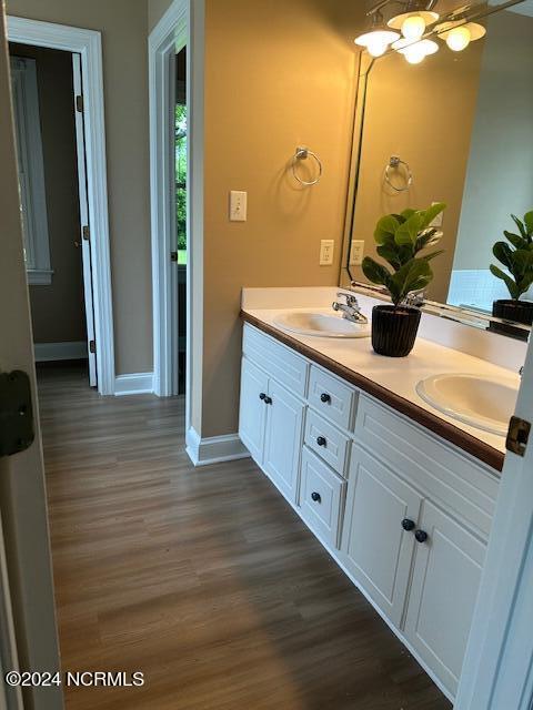 4204 Dewfield Drive N