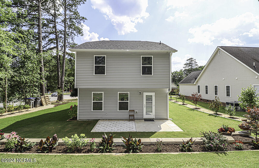 1800 Eastwood Lane