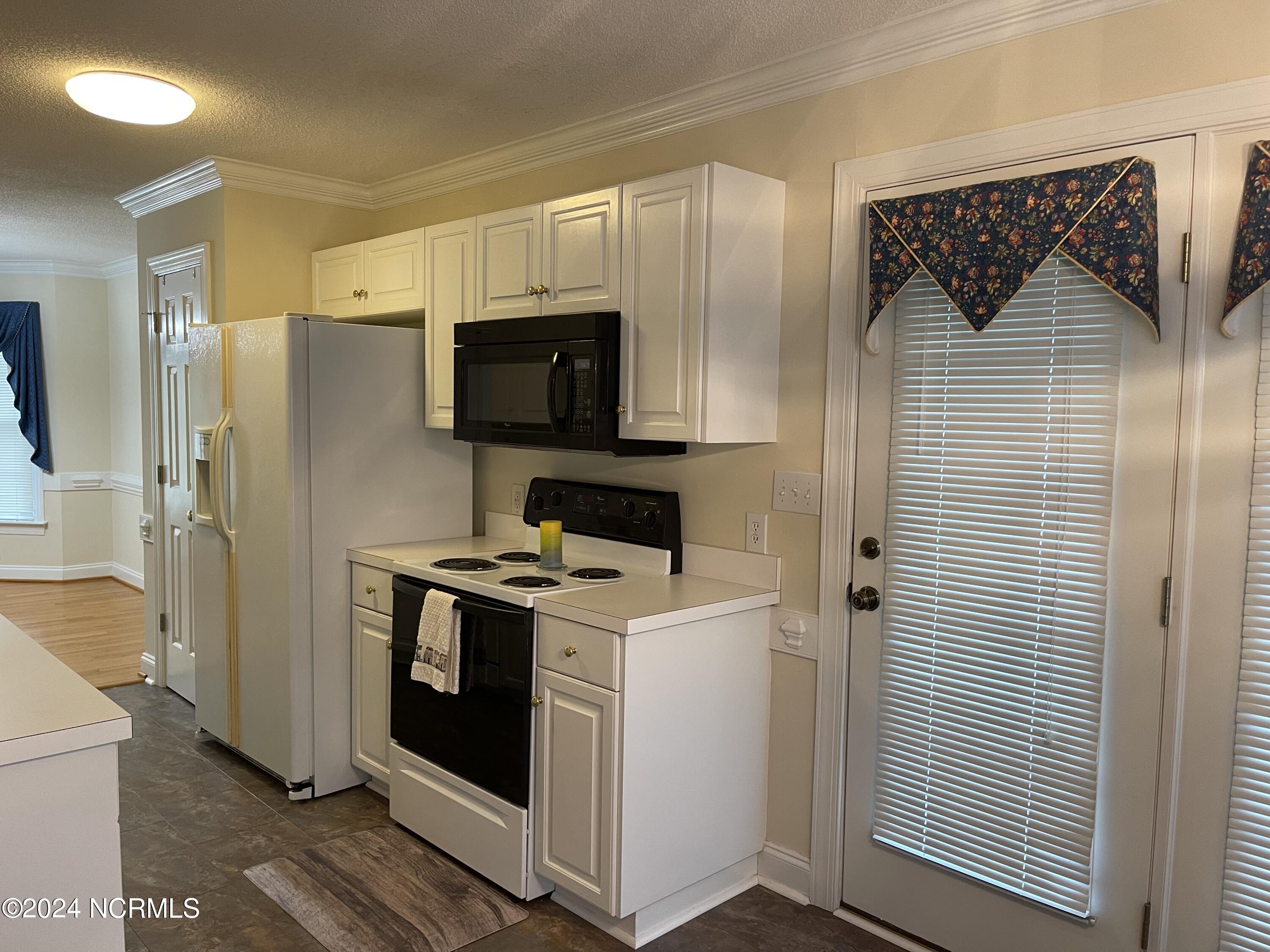 8767 Leigh Court