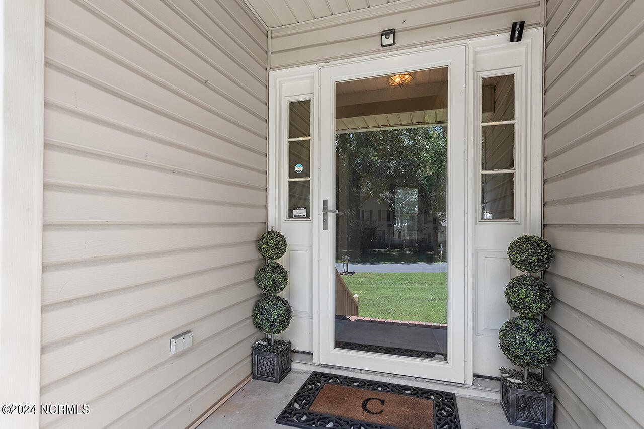 1602 Deerwalk Drive