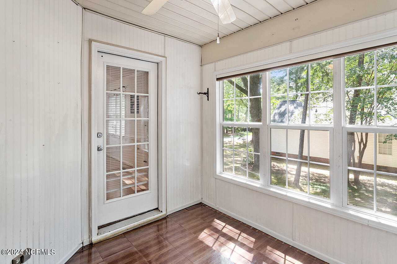 1602 Deerwalk Drive