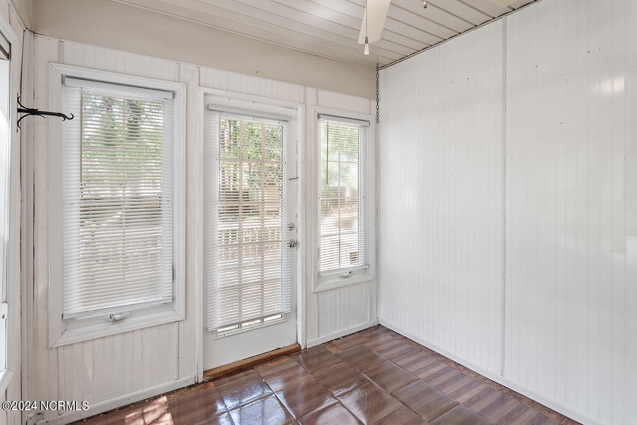 1602 Deerwalk Drive