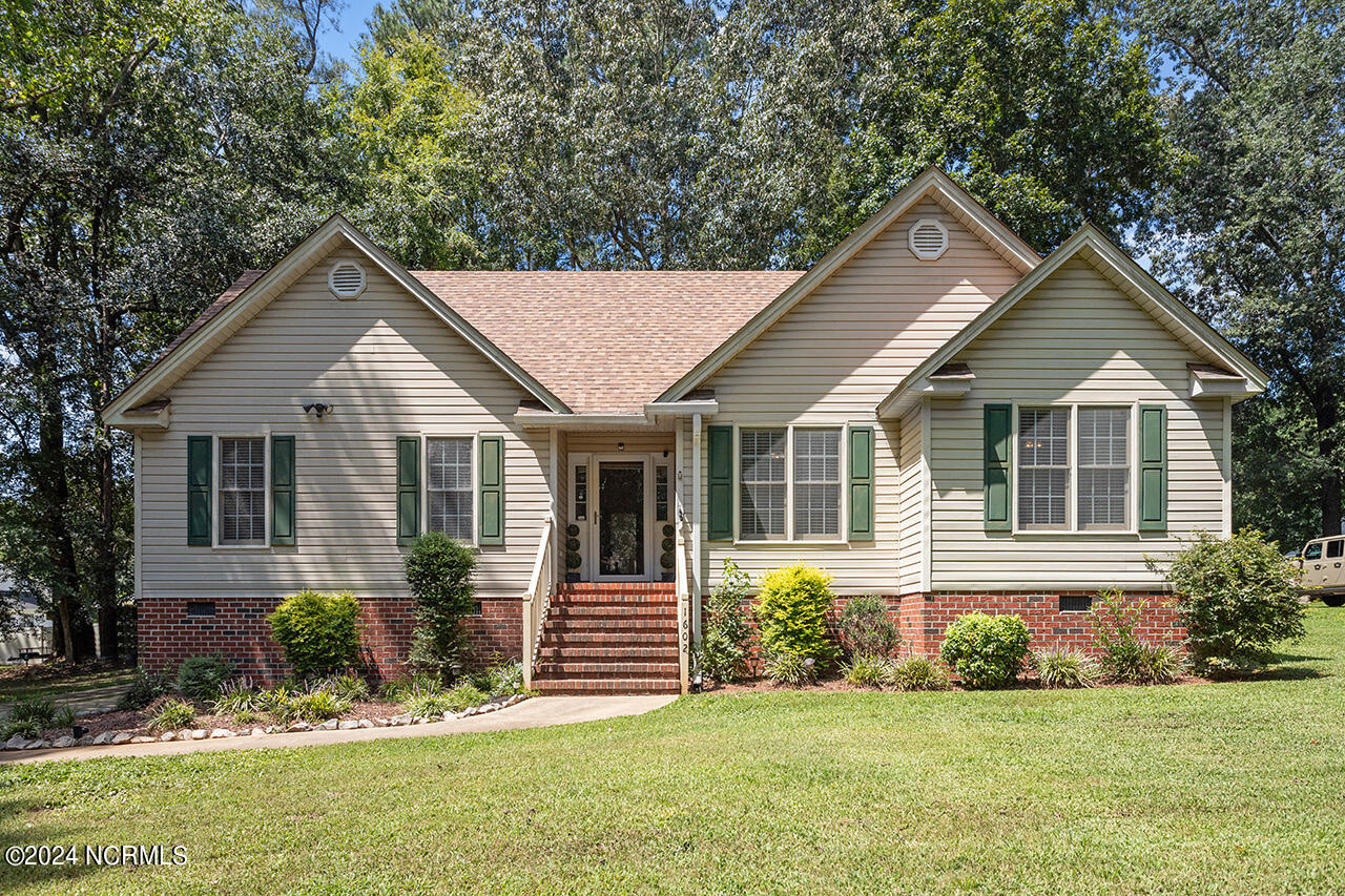 1602 Deerwalk Drive