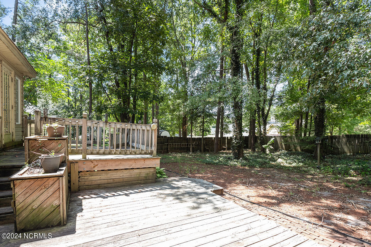 1602 Deerwalk Drive