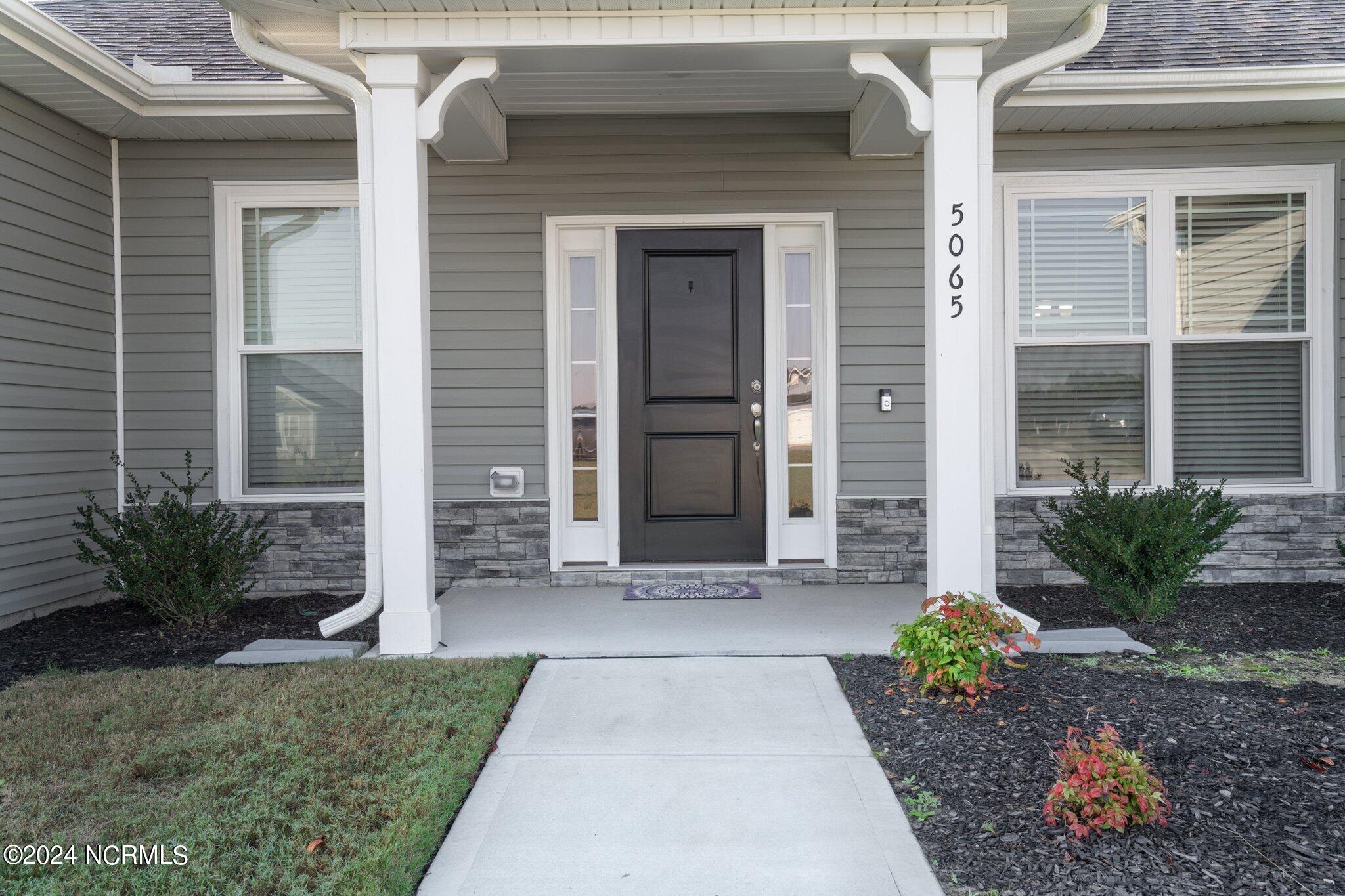 5065 Green Hawthorne Court