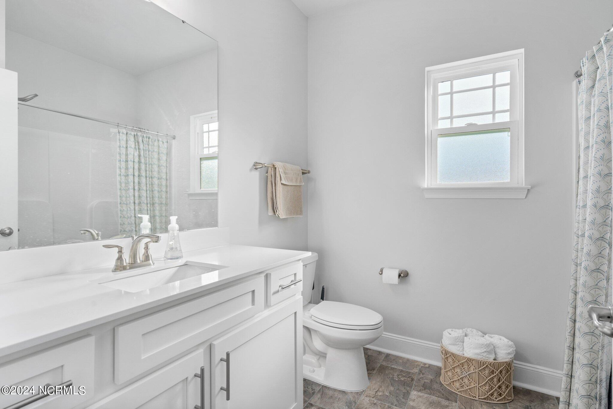 5065 Green Hawthorne Court