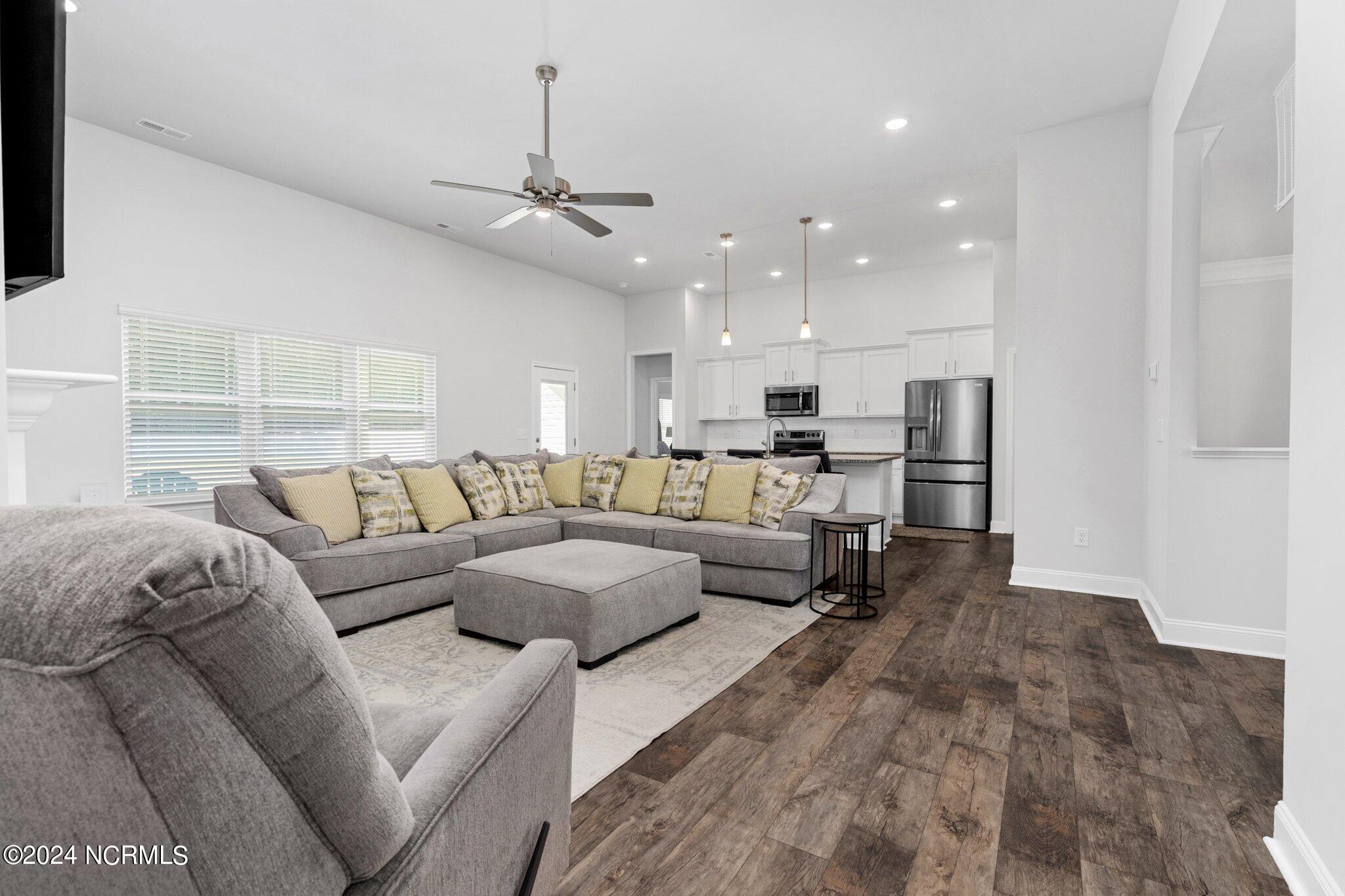 5065 Green Hawthorne Court