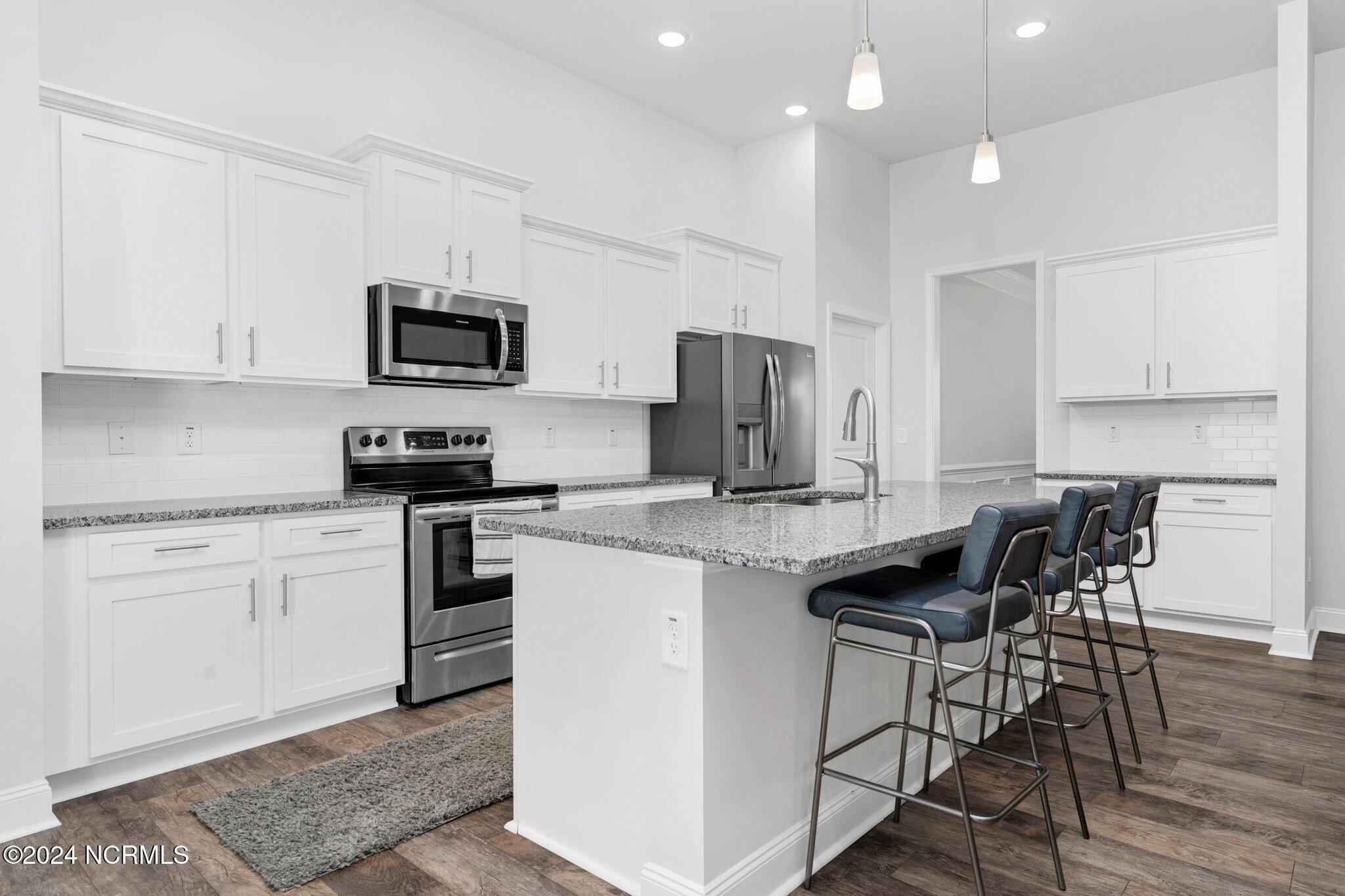 5065 Green Hawthorne Court