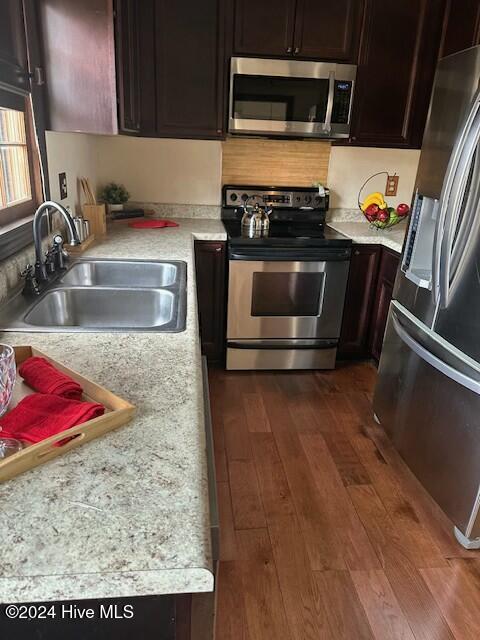 5001 Netherwood Road