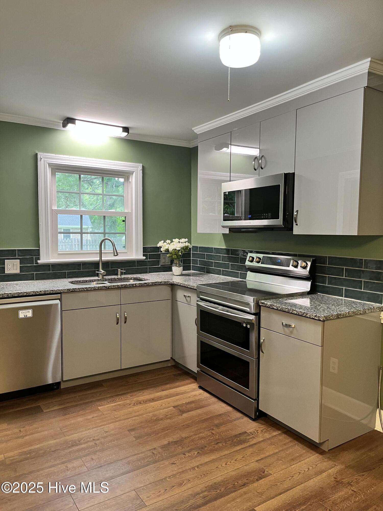 1641 Bridgedale Drive