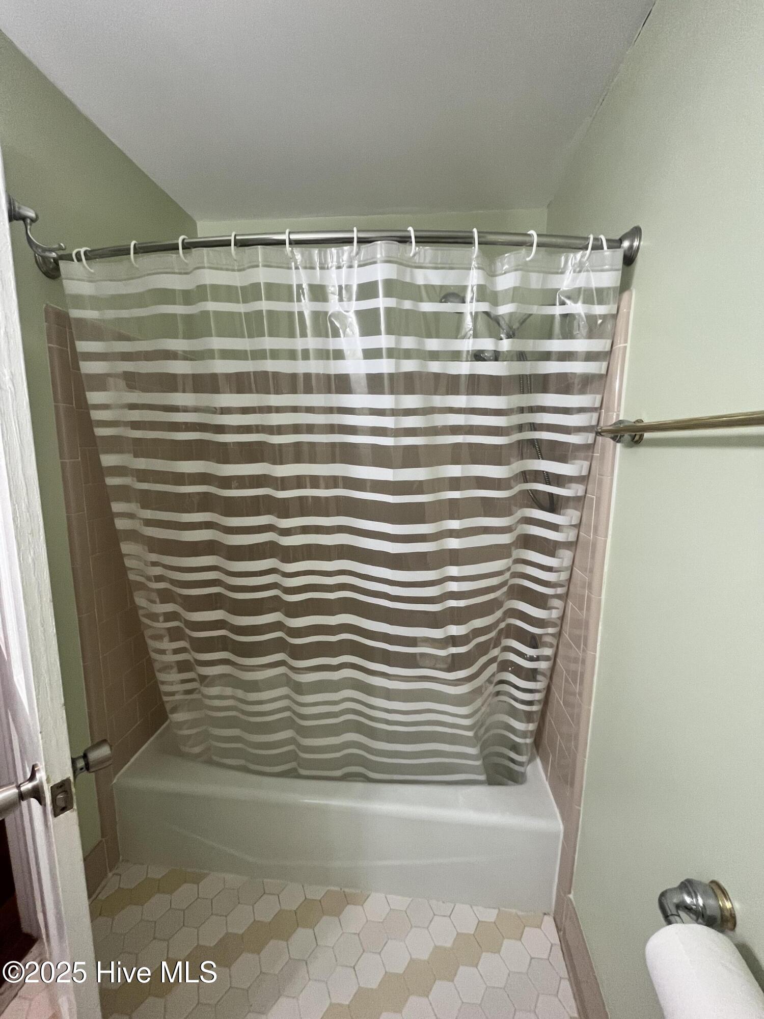 1641 Bridgedale Drive