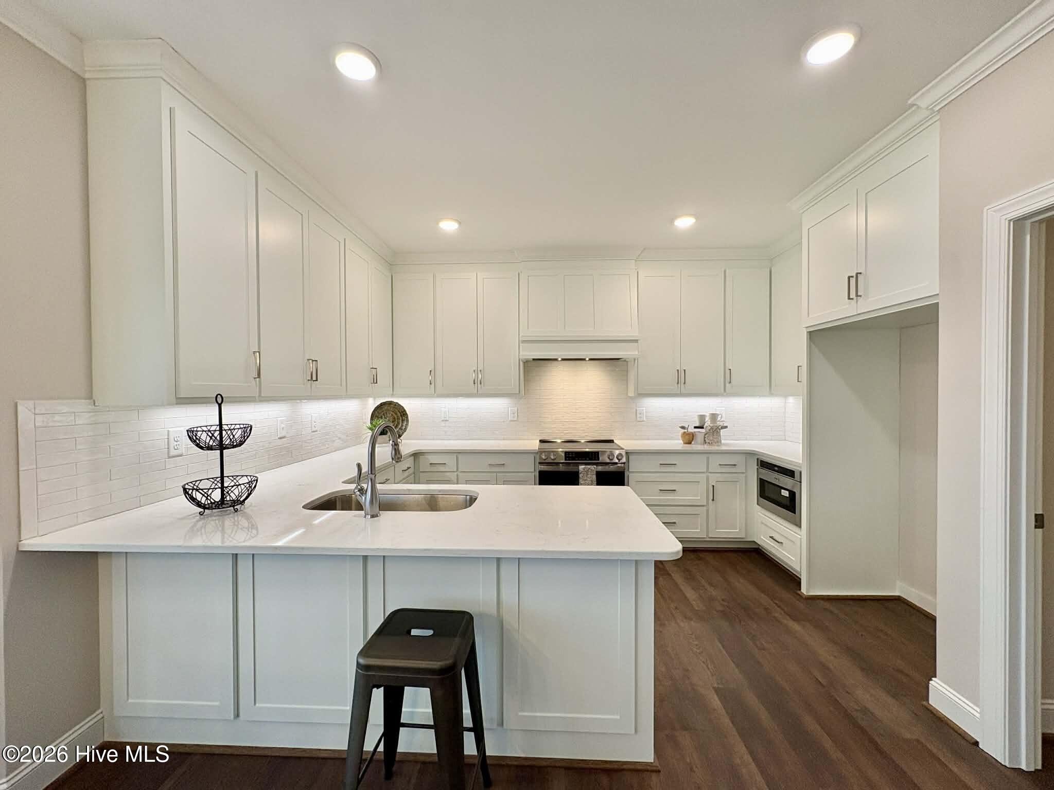 7491 Sweetwater Drive