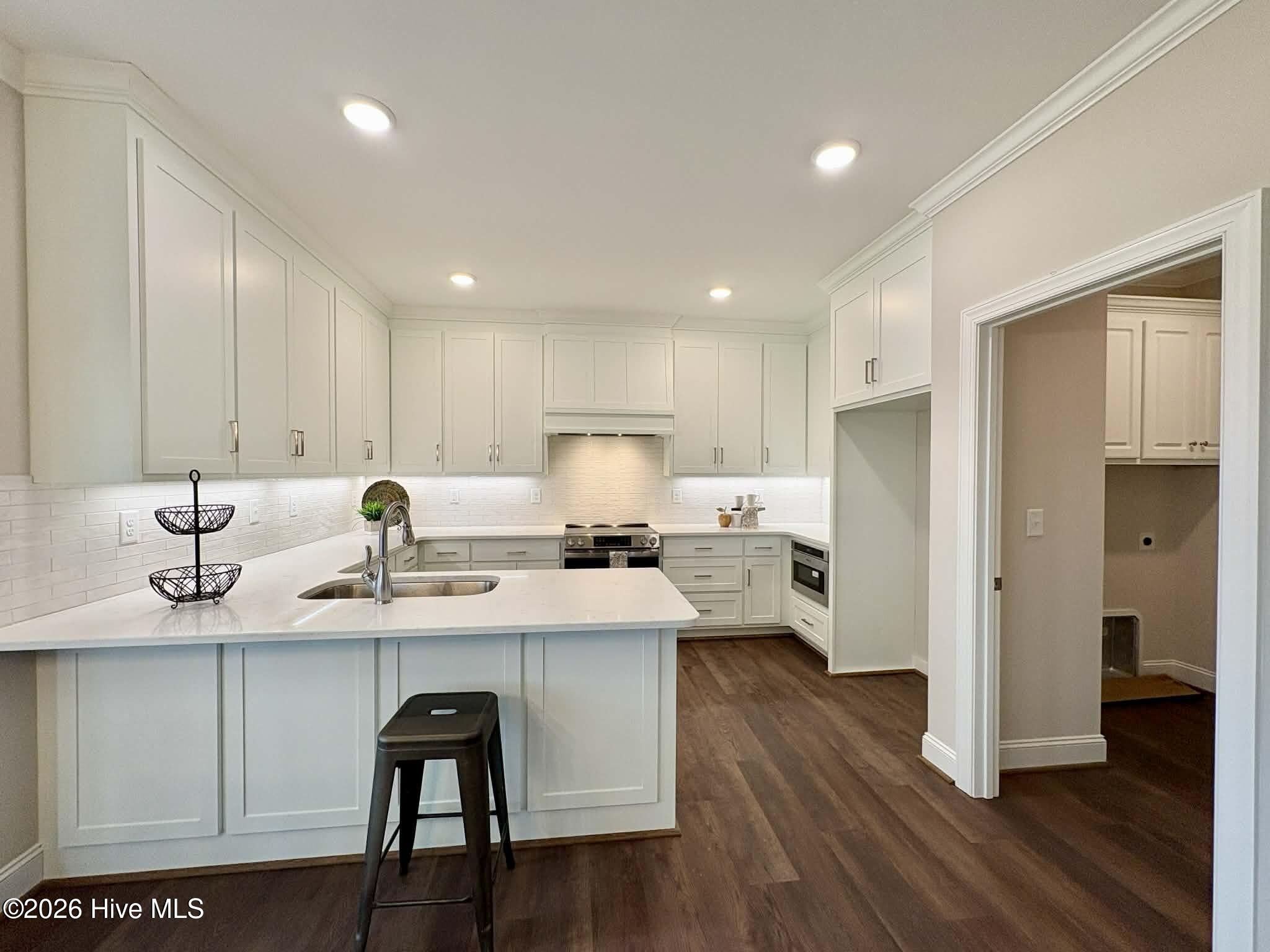 7491 Sweetwater Drive