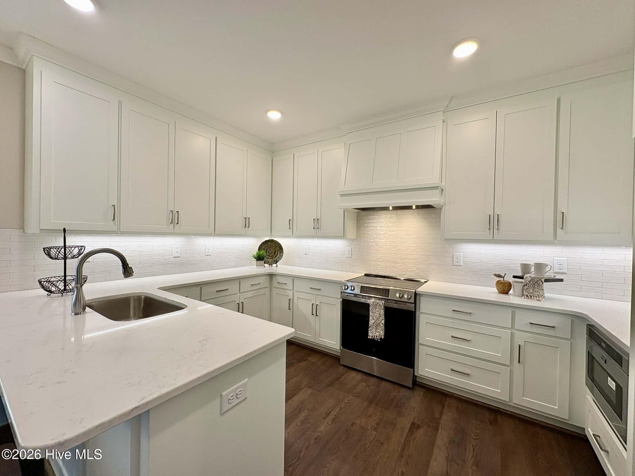 7491 Sweetwater Drive