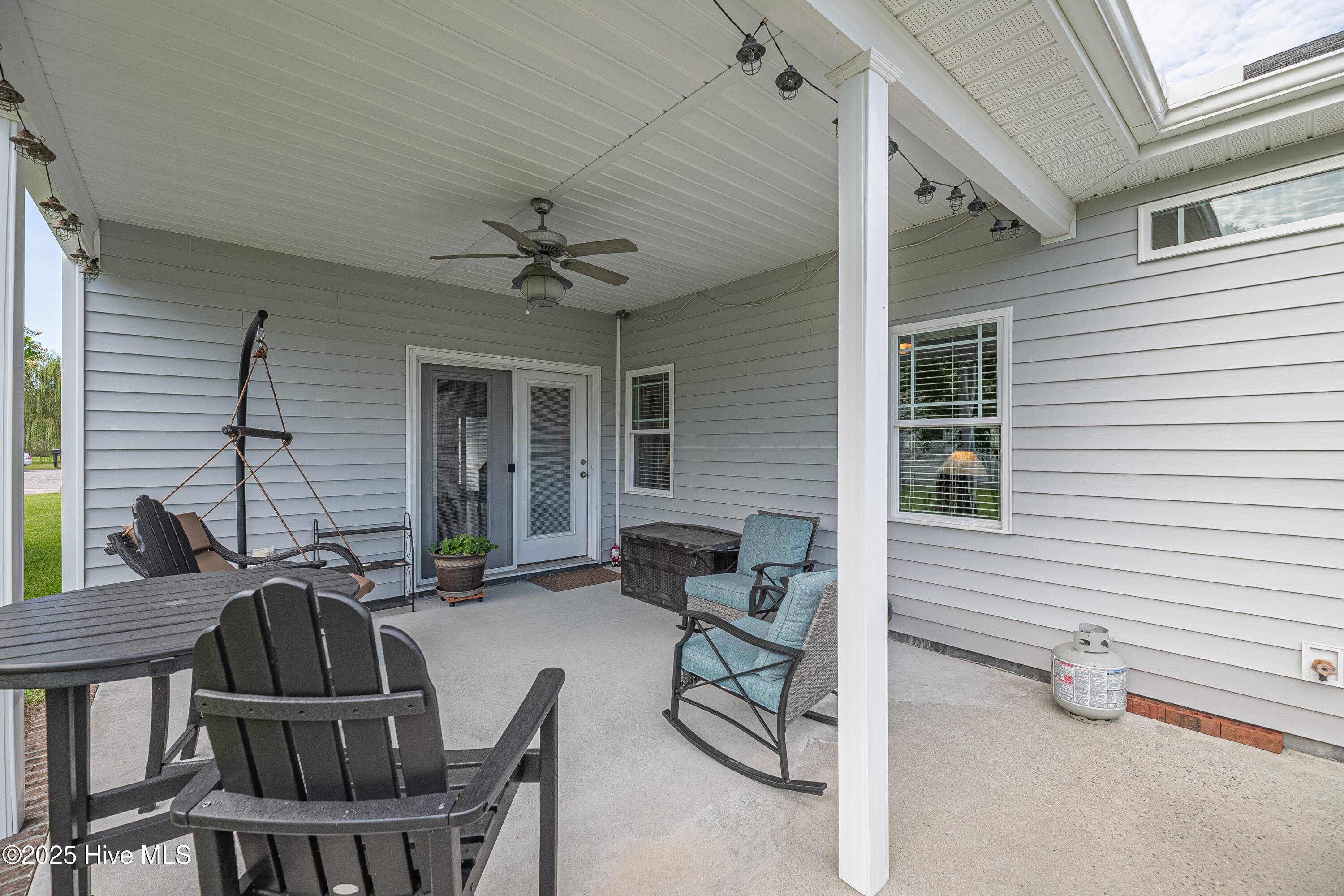 1925 Chavis Court