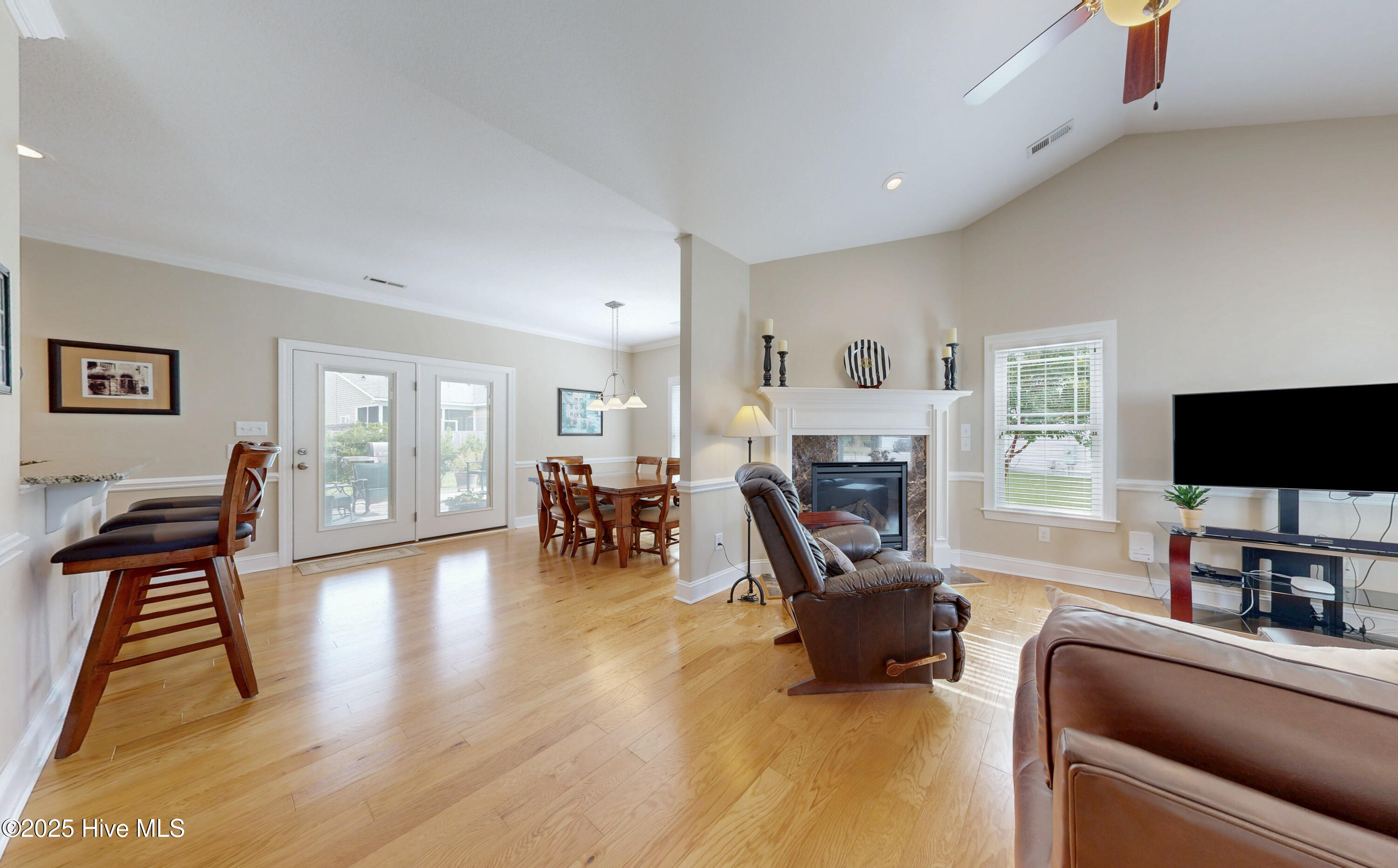 1925 Chavis Court