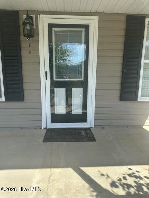 811 Low Ground Road