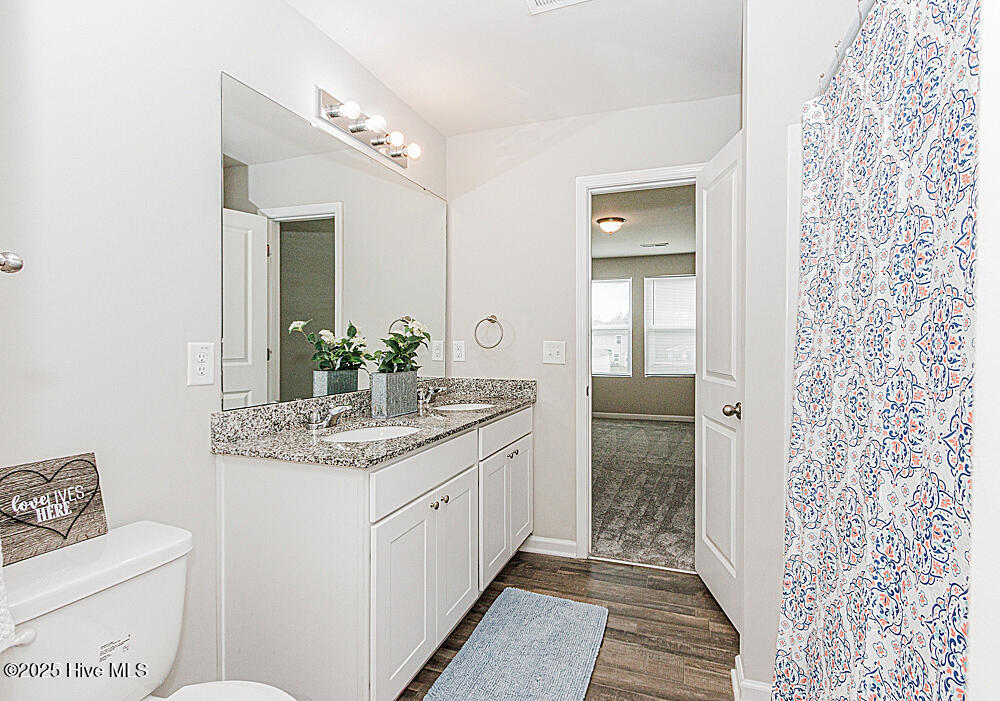 1241 Fescue Road
