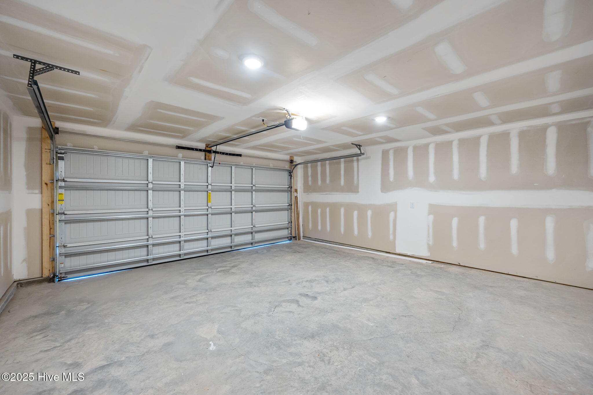 2120 Mcnair Road