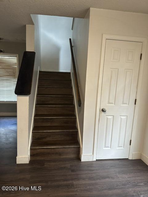 4608 Honeysuckle Lane