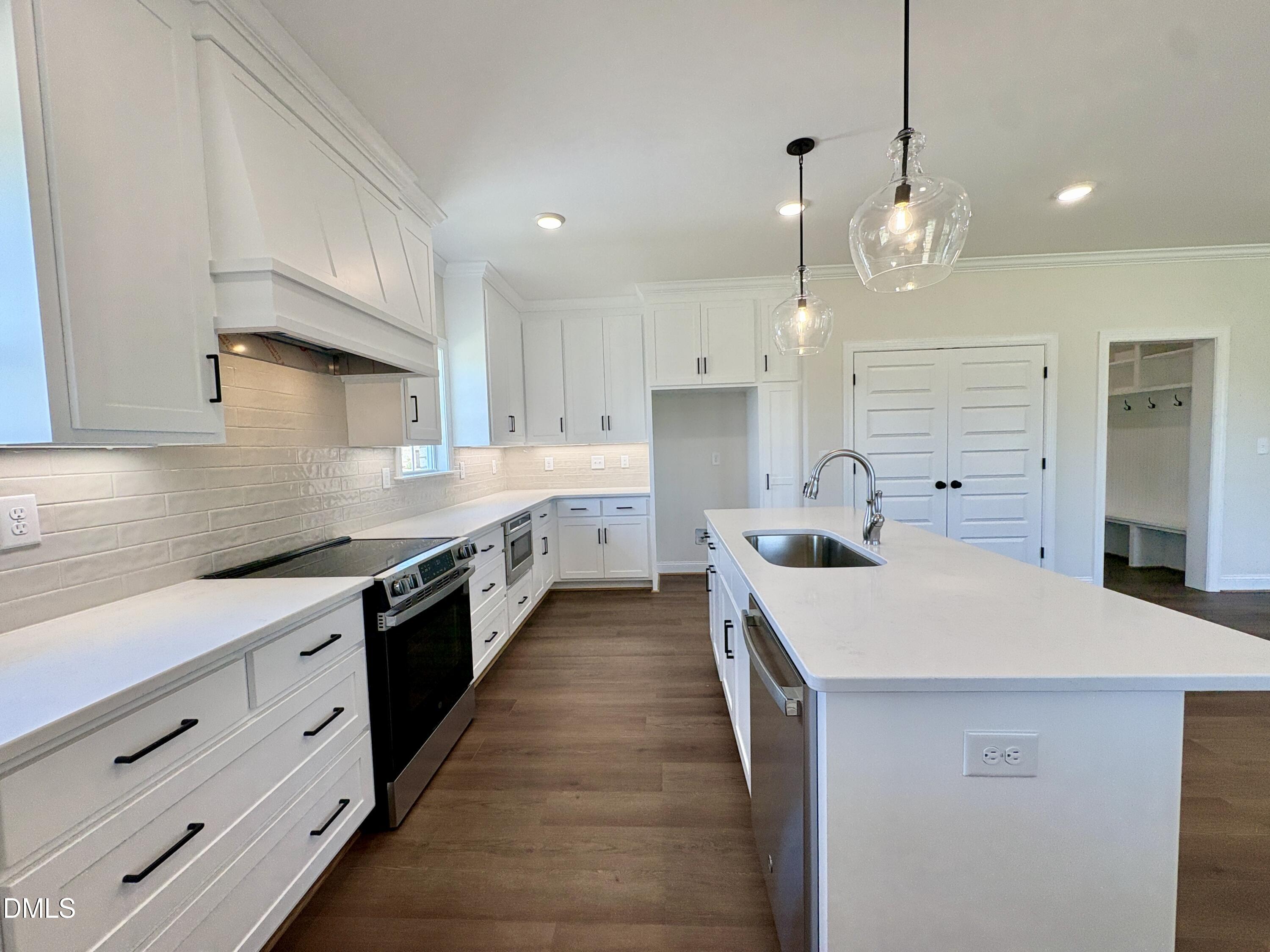 7597 Sweetwater Drive