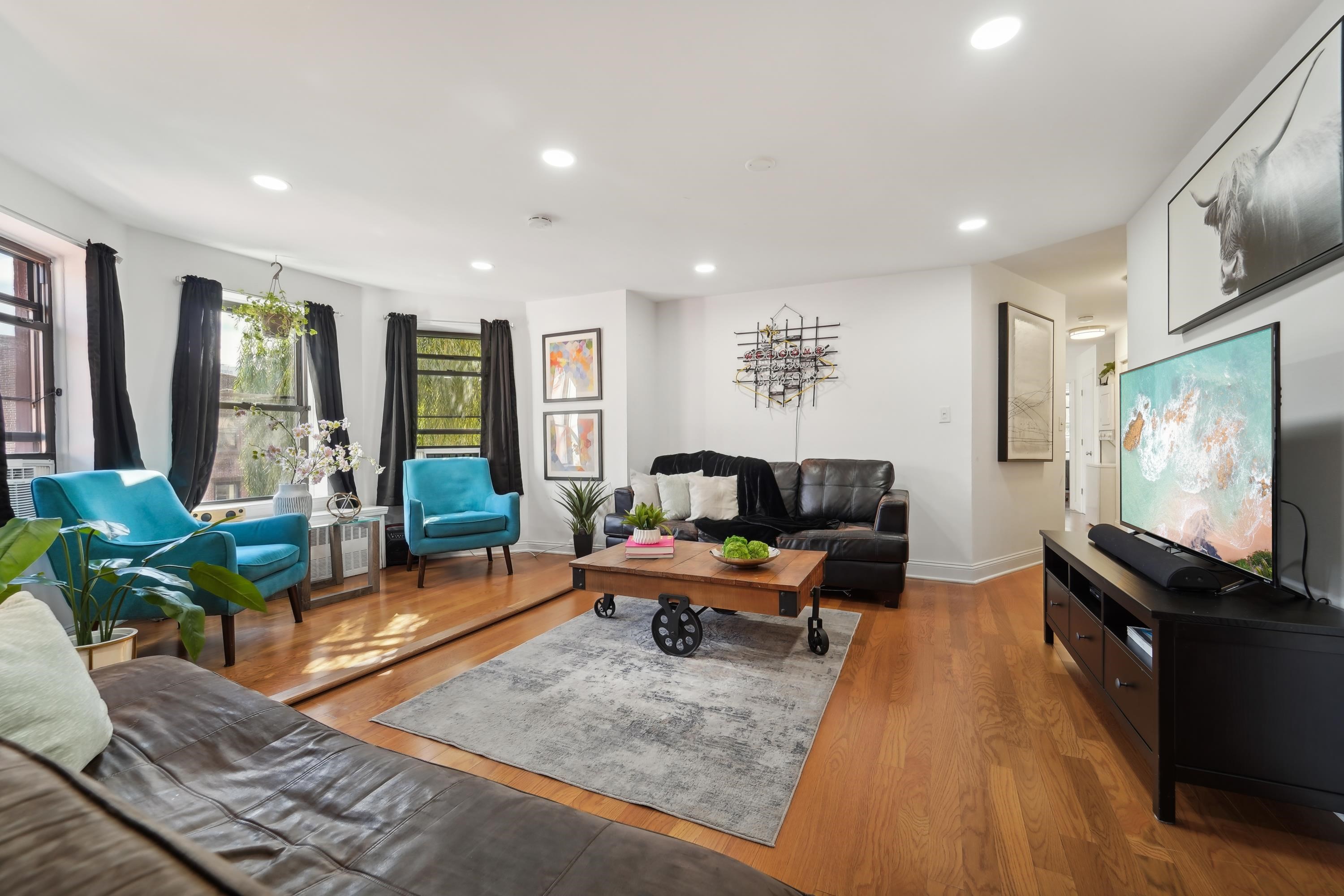 278 BARROW ST Unit: 4