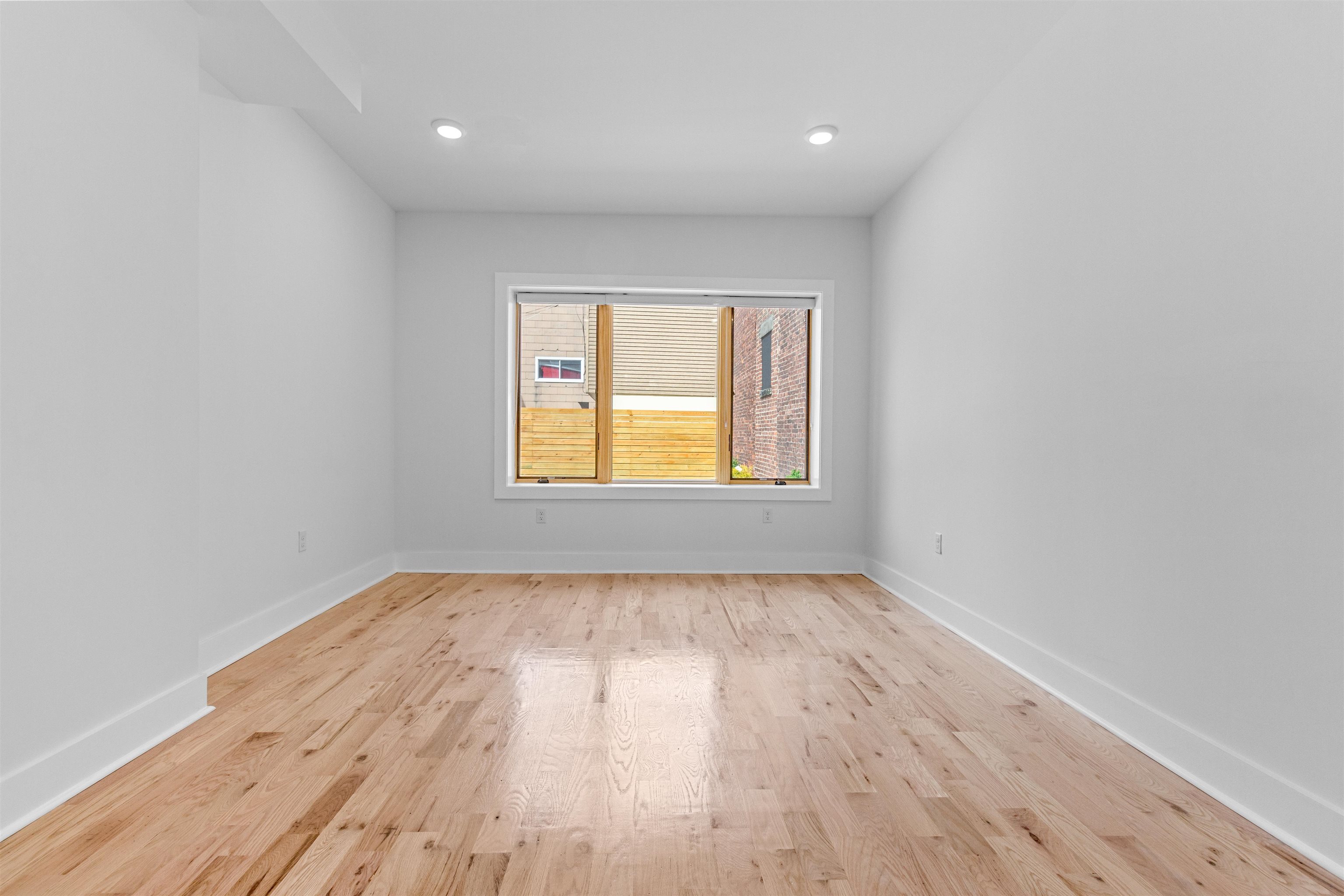 1205 NEW YORK AVE Unit: 1