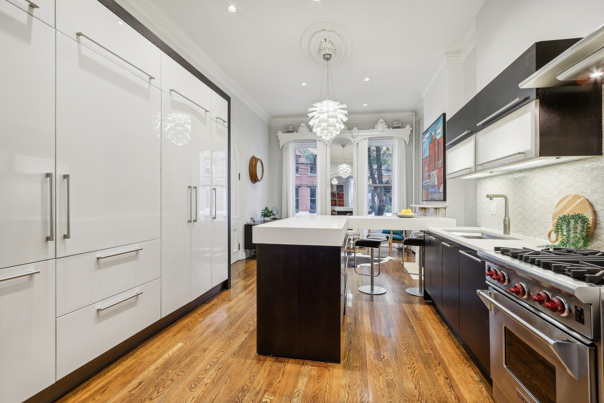 309 VARICK ST