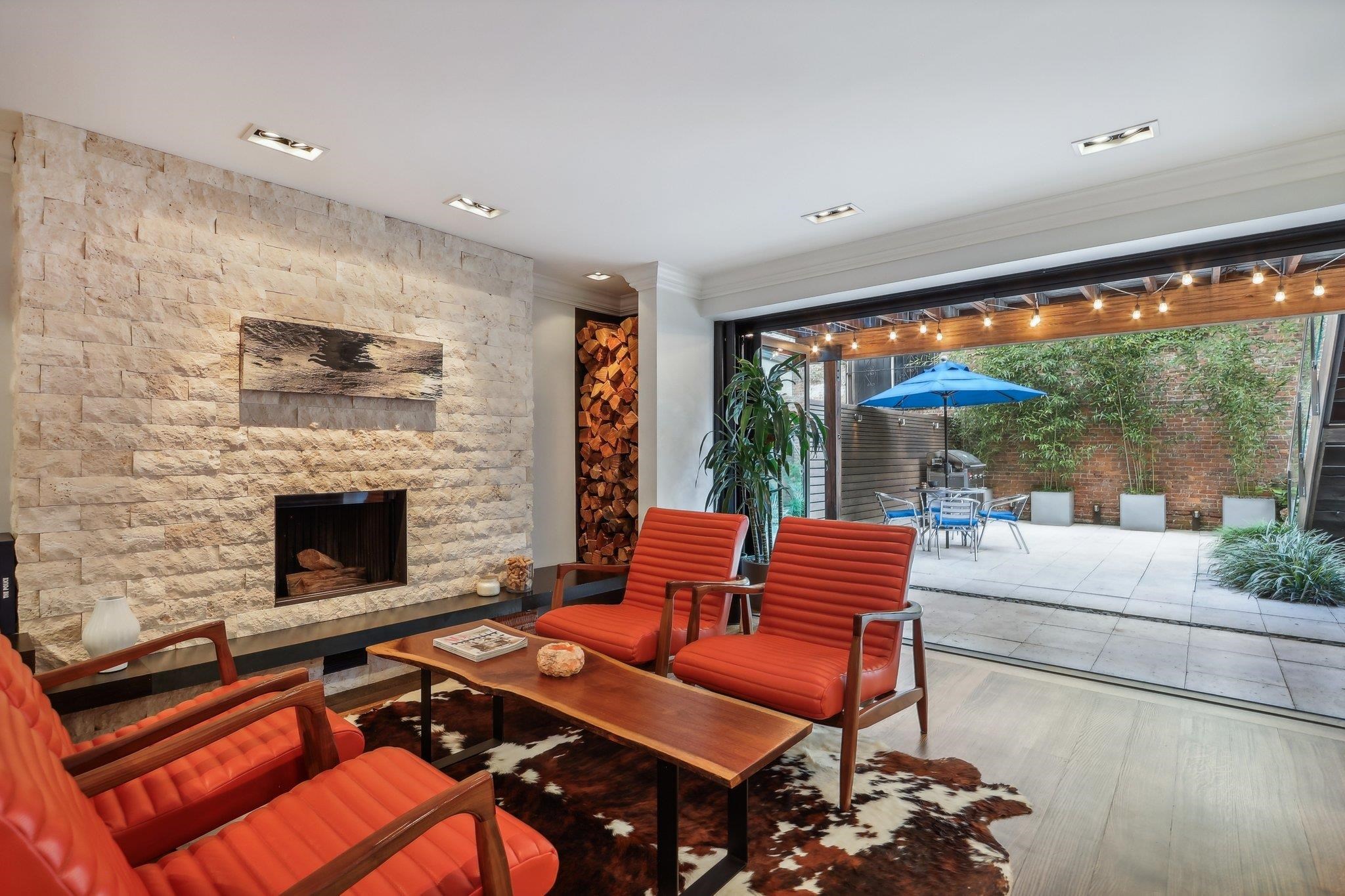 309 VARICK ST