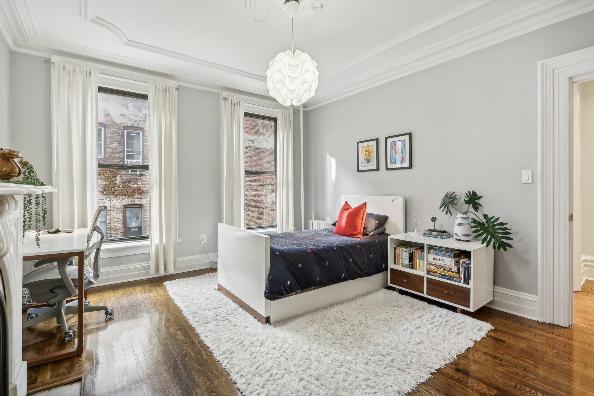 309 VARICK ST