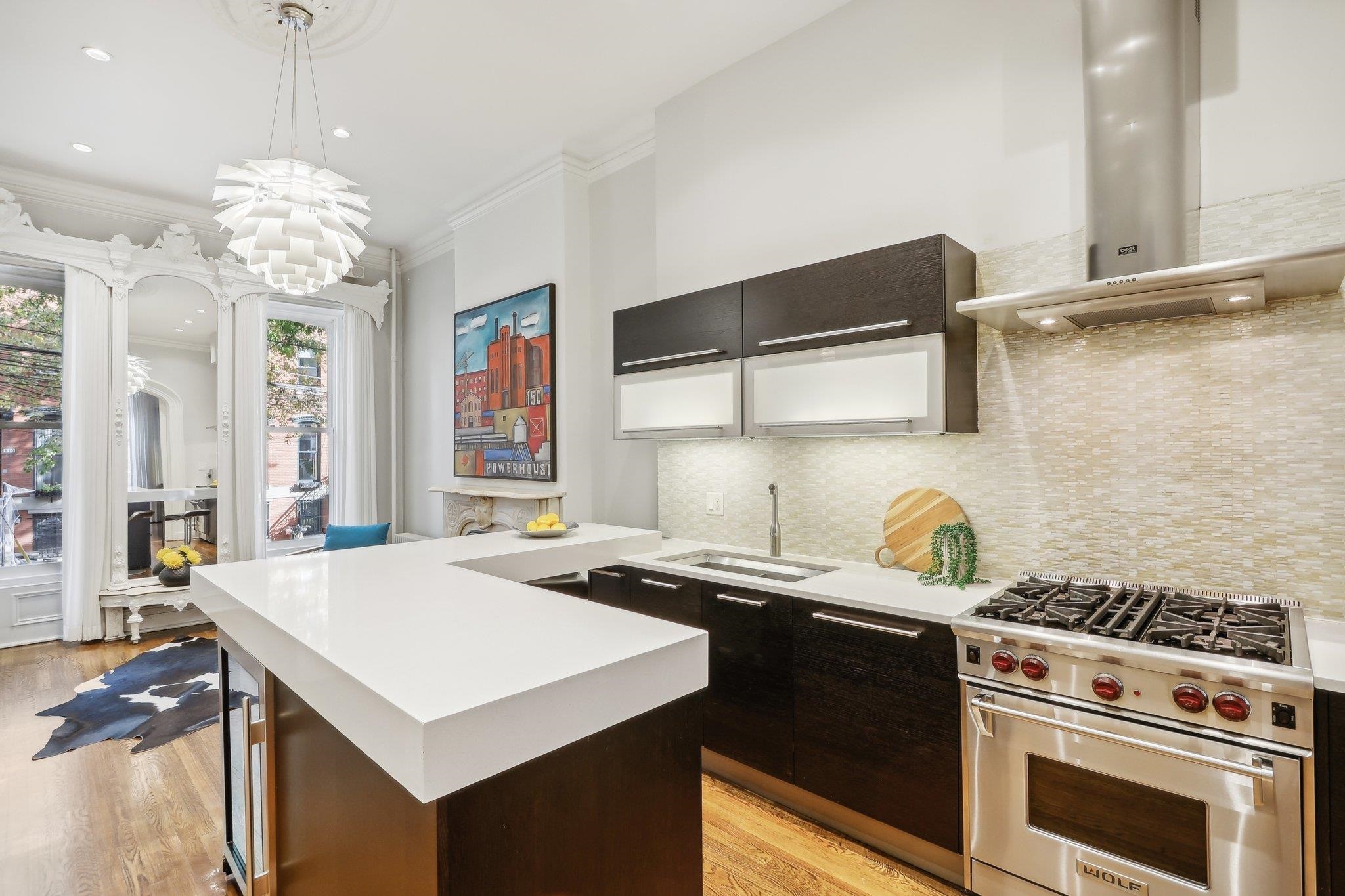 309 VARICK ST