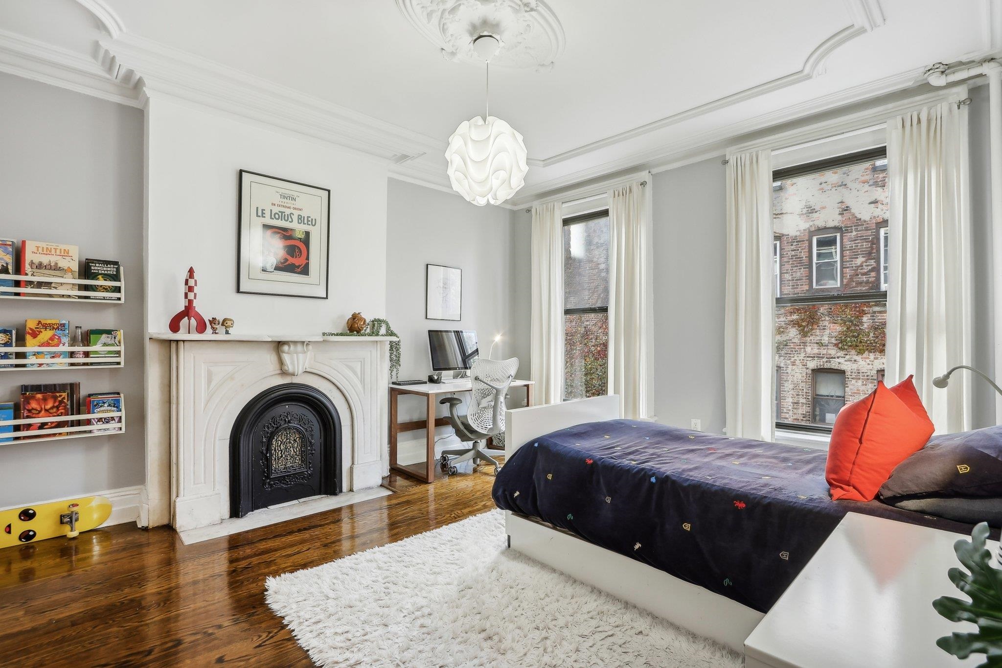309 VARICK ST
