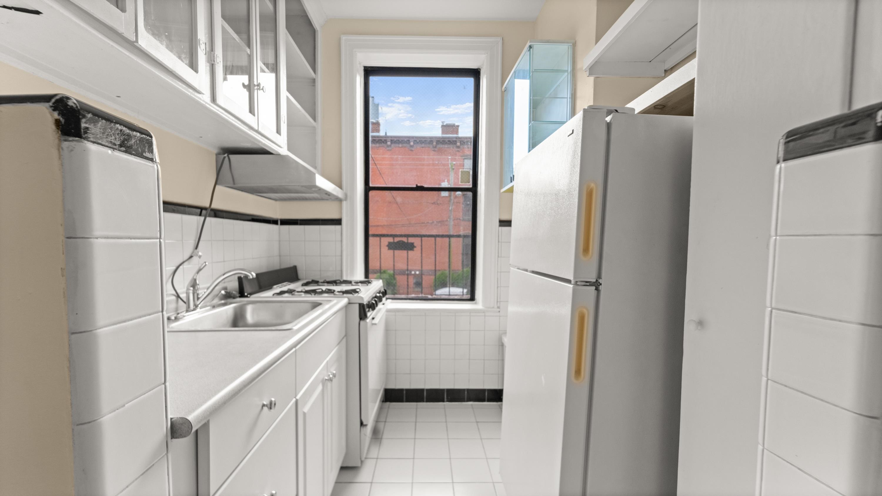 457 JERSEY AVE Unit: 2F