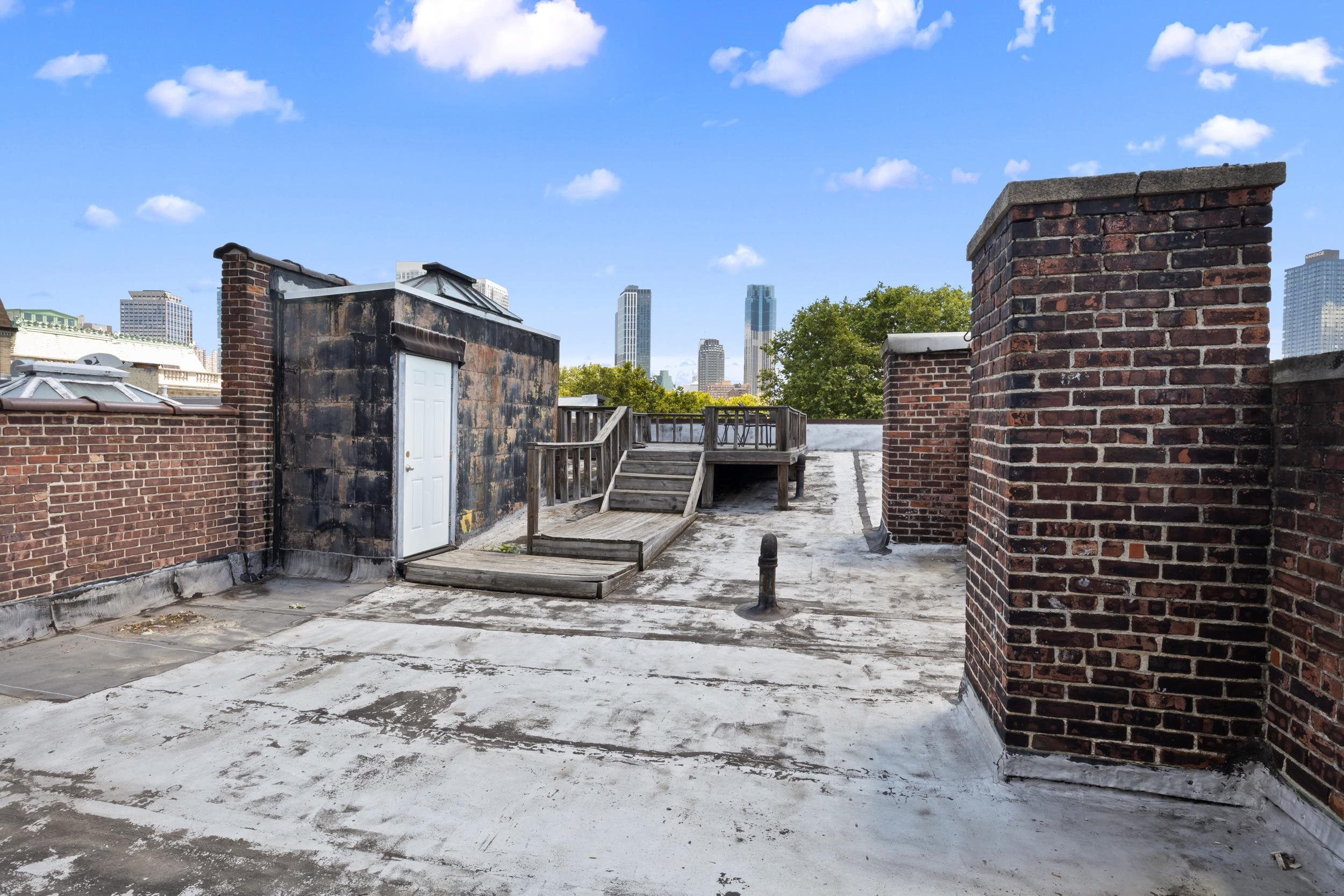 457 JERSEY AVE Unit: 2F