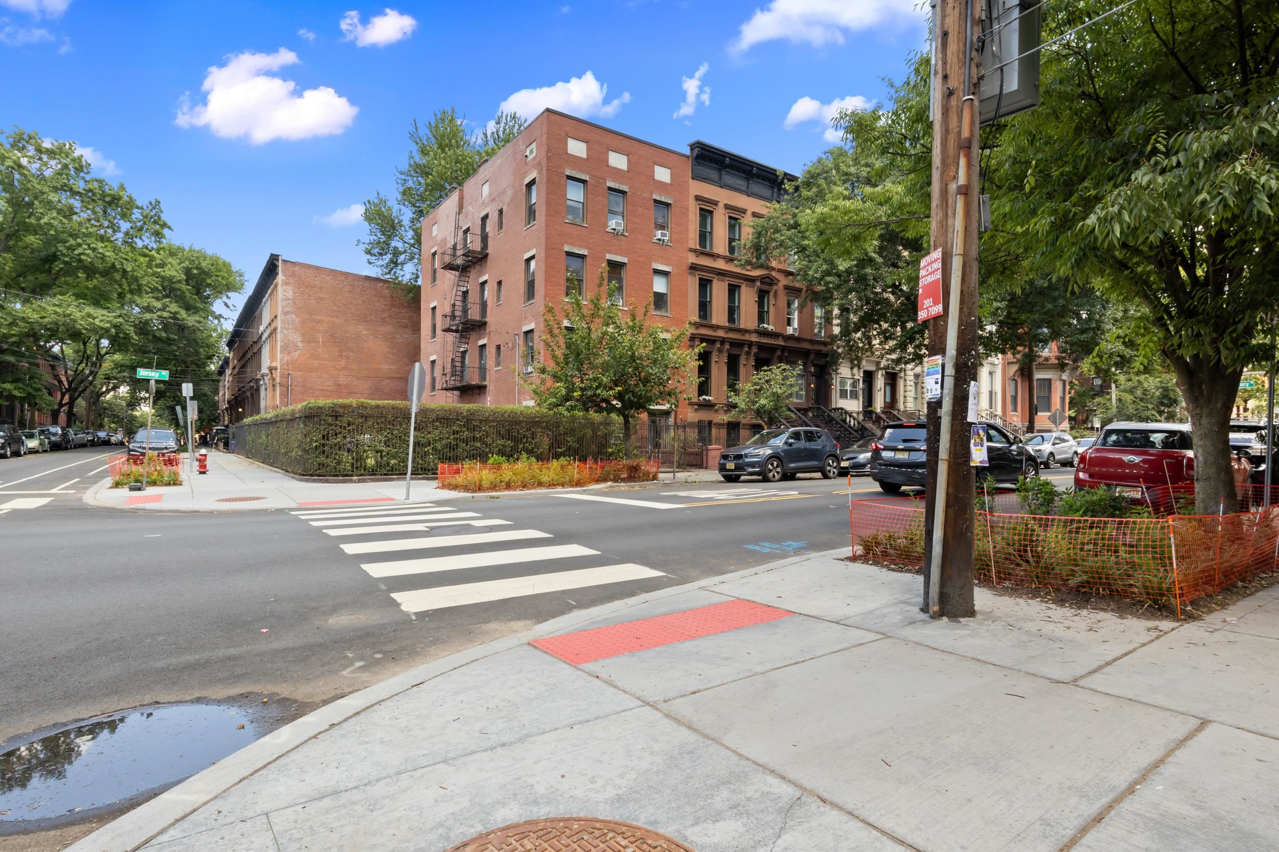 457 JERSEY AVE Unit: 2F
