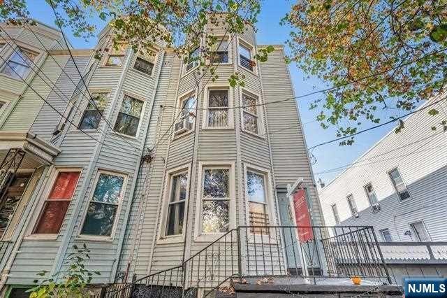 121 Booraem Avenue