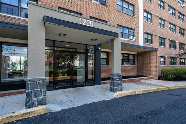 1225 KENNEDY BLVD Unit: 6K