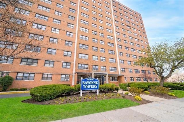 1225 KENNEDY BLVD Unit: 6K