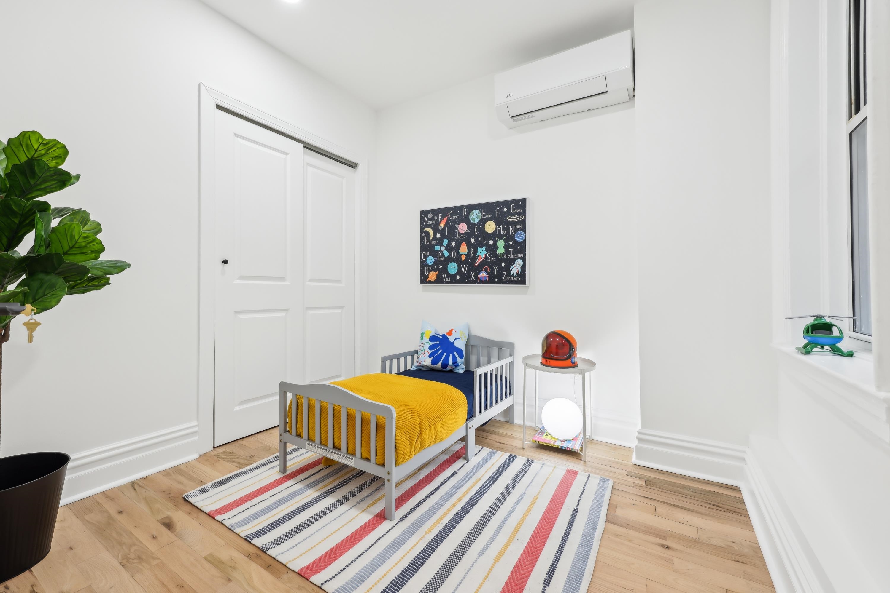 217 WARREN ST Unit: 2