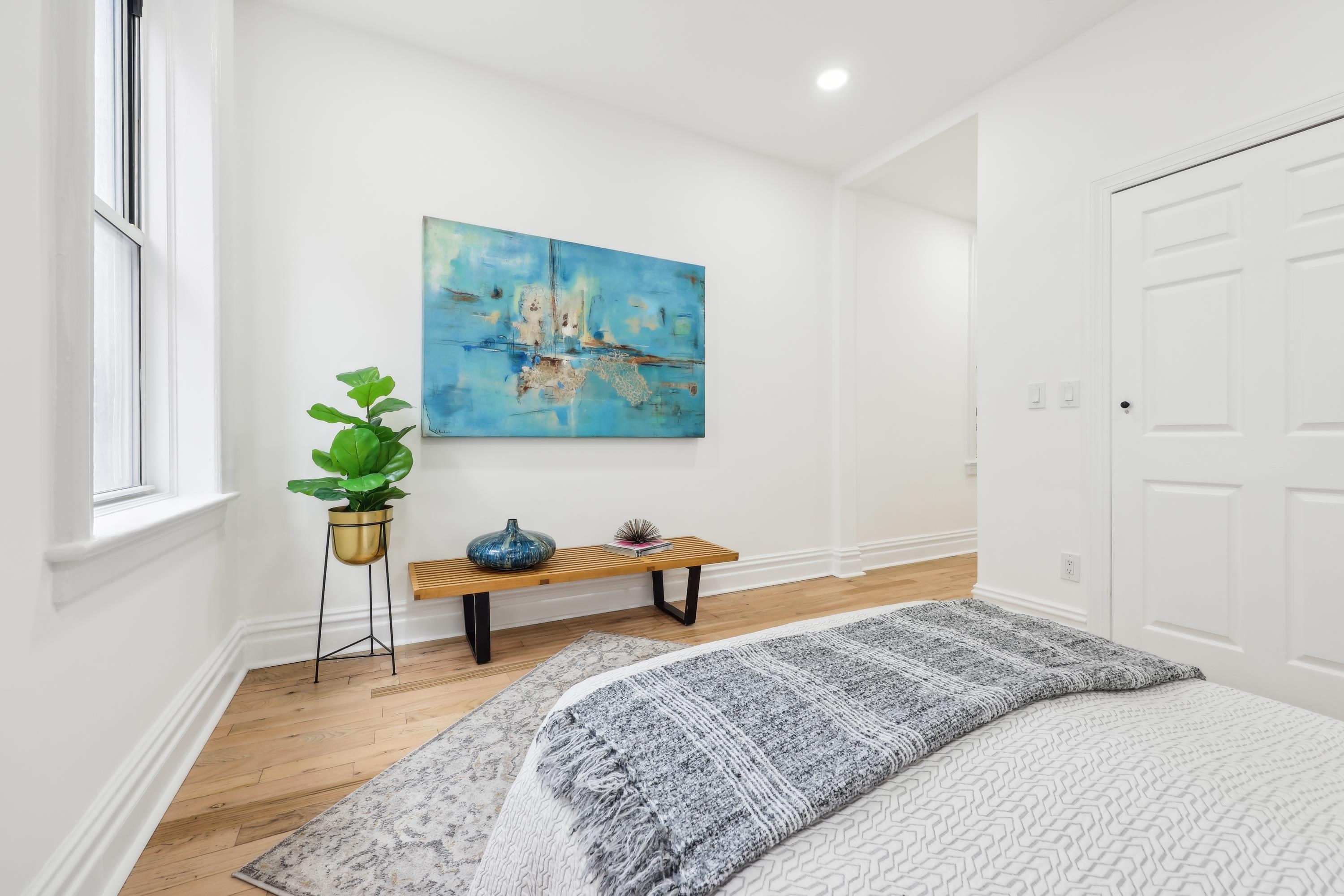 217 WARREN ST Unit: 2