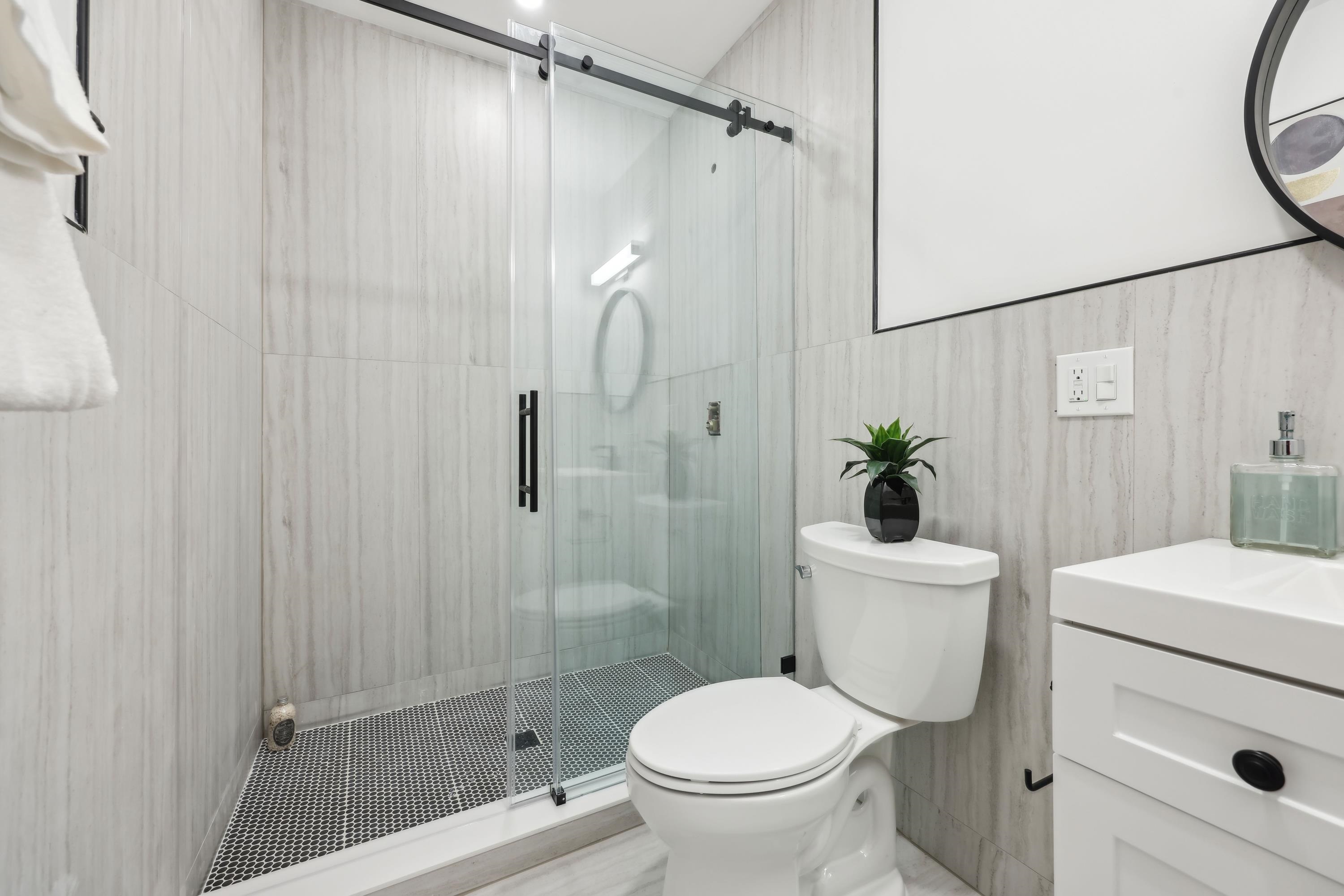 217 WARREN ST Unit: 2