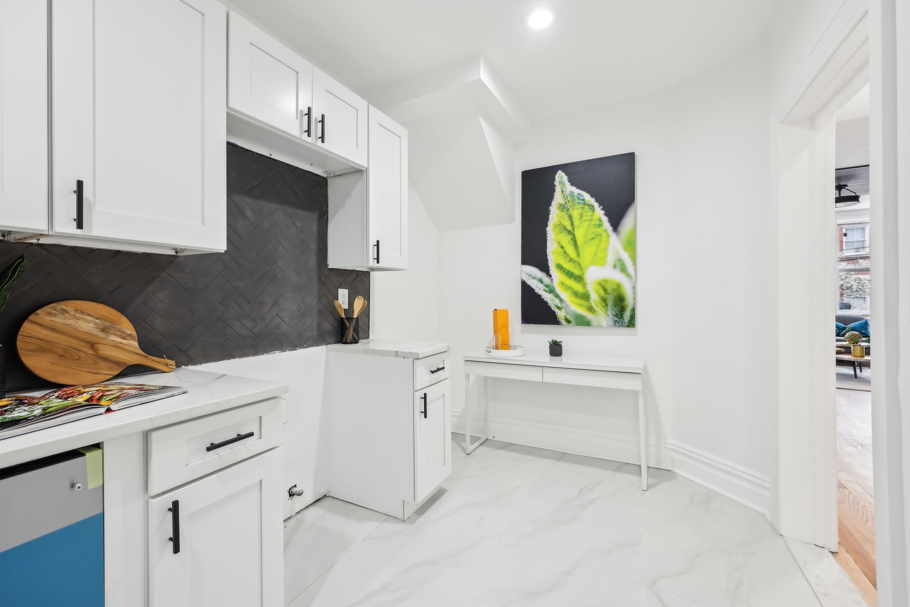 217 WARREN ST Unit: 2