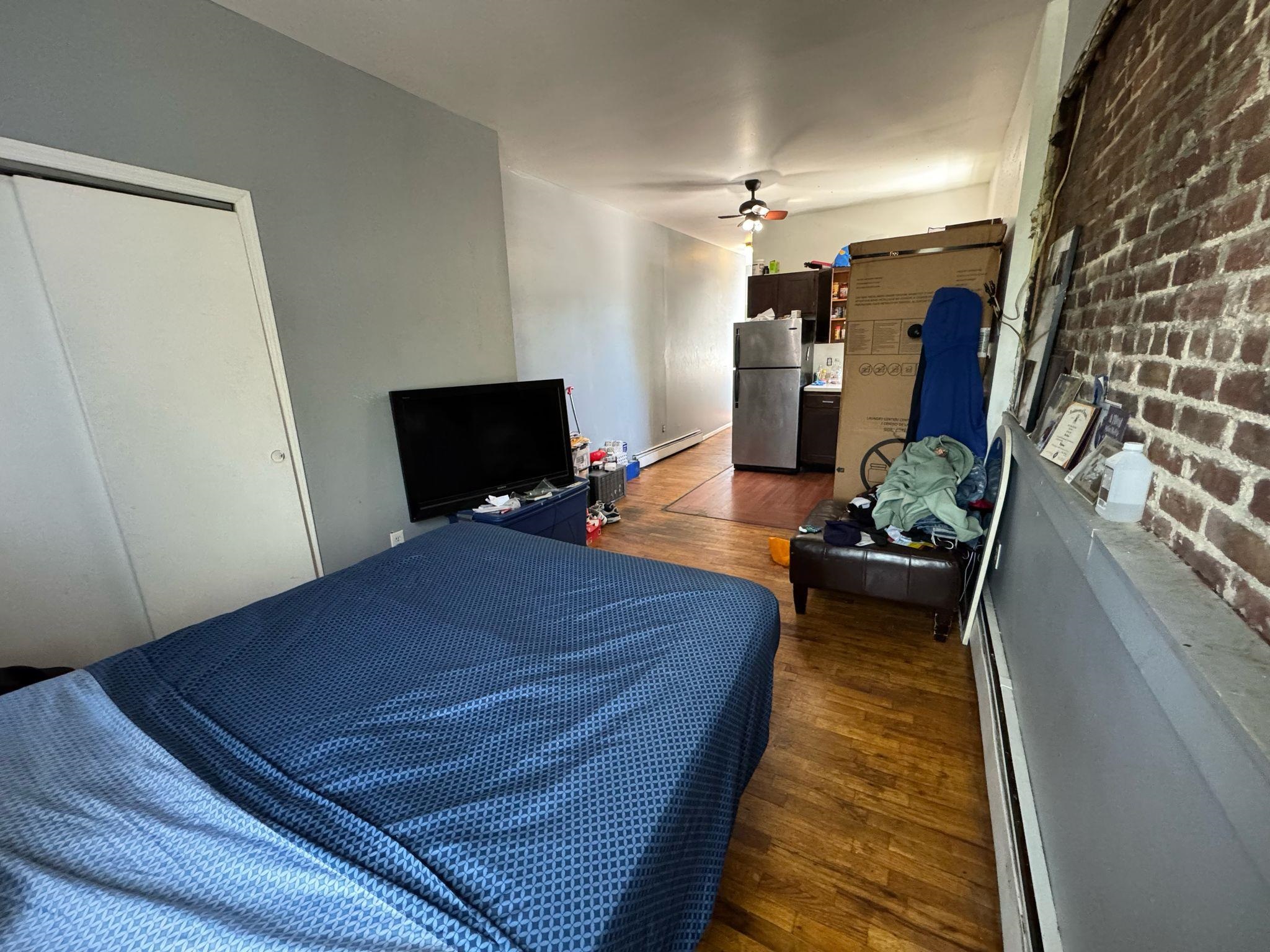 111 MALLORY AVE Unit: #7